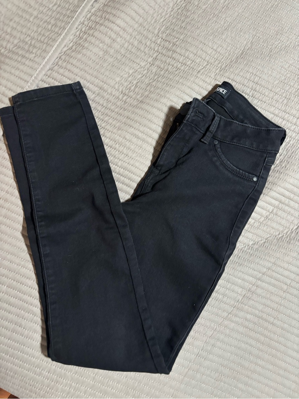 Stylish Black Skinny Jeans — Women's Slim Fit